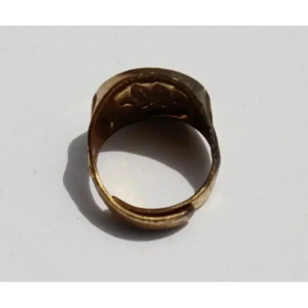 Vintage Gold Tone AMERICAN AIRLINE JUNIOR Pilot RING ADJUSTABLE - Picture 2 of 3